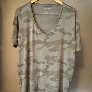 American Eagle Camo V-Neck Tee